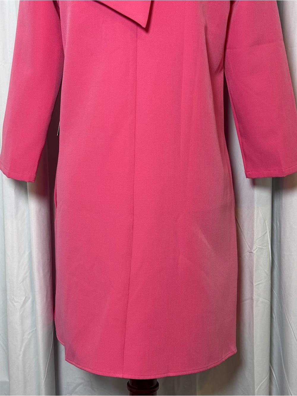 Tuckernuck Daphne Dress NWT Hot Pink Bow Back Shift Pockets Women’s Small - Picture 10 of 14